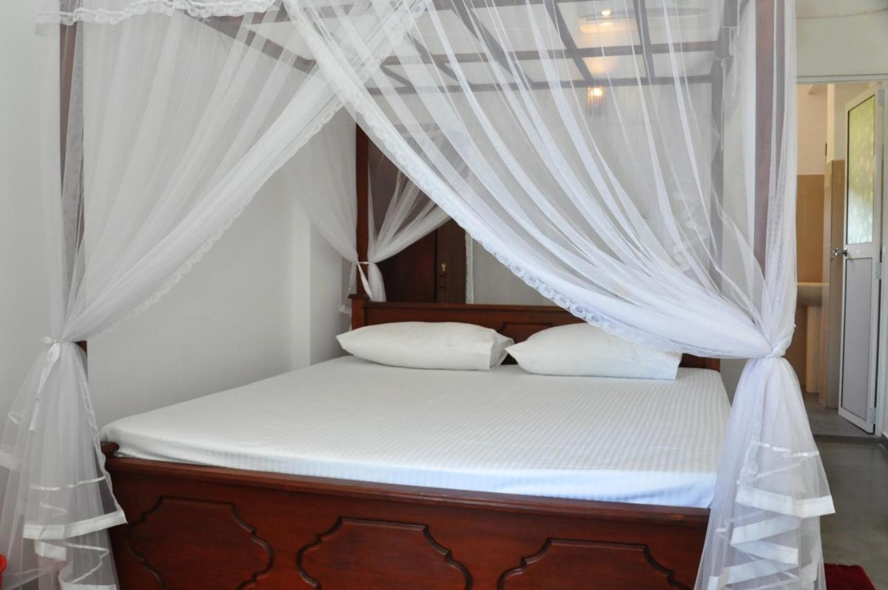 The Ocean Bed & Breakfast Unawatuna Dış mekan fotoğraf