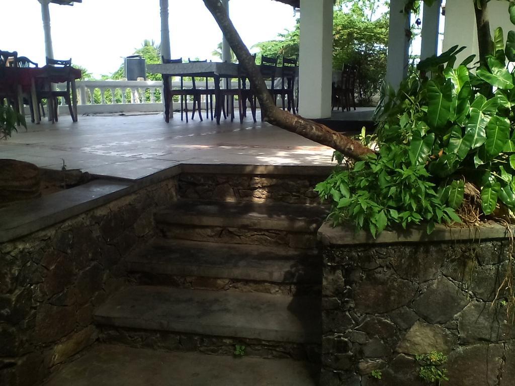The Ocean Bed & Breakfast Unawatuna Dış mekan fotoğraf